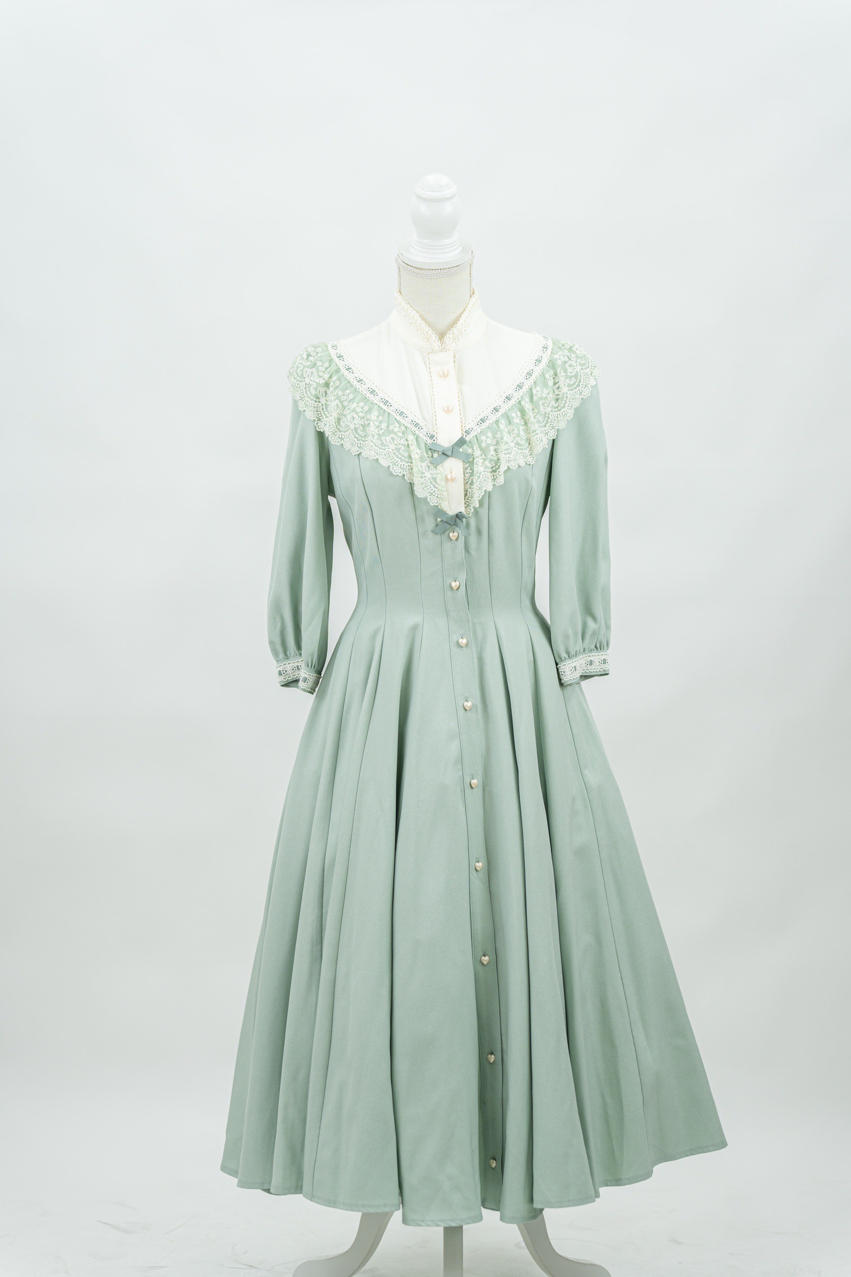 【レンタル】Innocent World すずらんレースワンピース